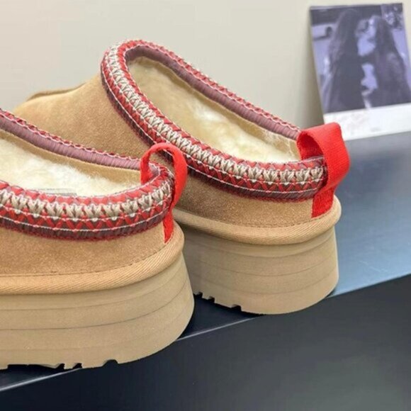 UGG Tazz Slipper in Chestnut - Picture 7 of 8